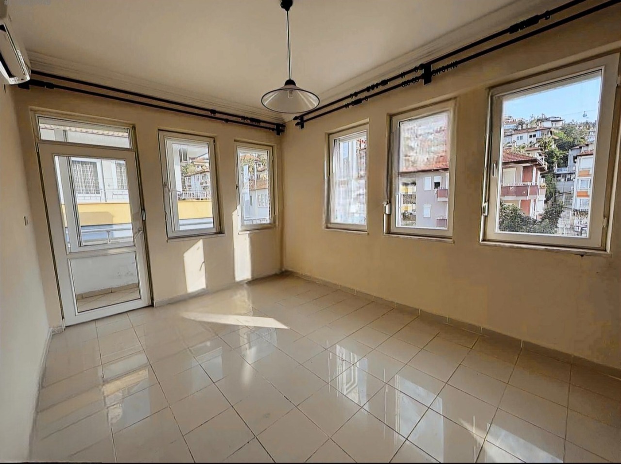 Alanya Merkez Damlataş Caddesinde Satılık 2+1 Daire | Denize Yürüme Mesafesi | Yatırımlık Fırsat - Satılık Daire fotoğraf 3